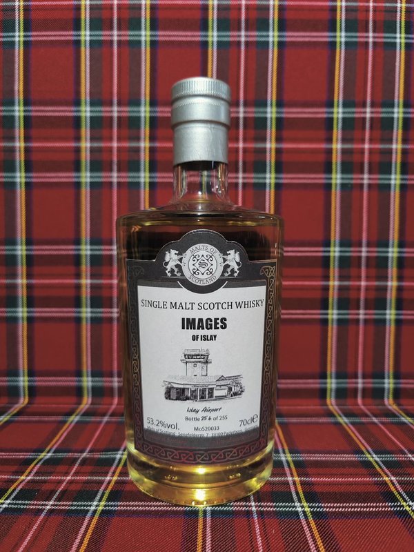 Images of Islay; Islay Airport - Malts of Scotland; 53,2%